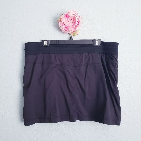 The North Face Black Skort - Picture 4 of 5